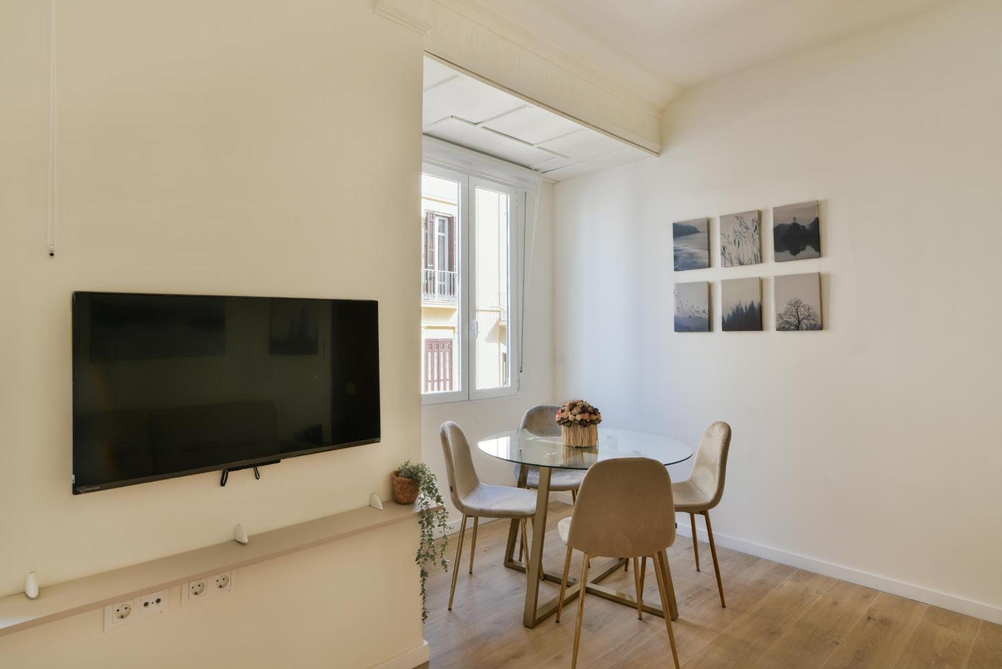 Victoria Apartment City Center Малага Экстерьер фото